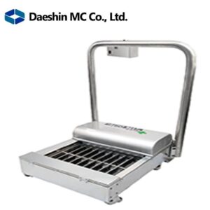 Máy làm sạch đế giày, đế dép Daeshin Hàn Quốc